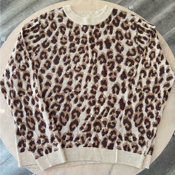 A New Day Women’s Leopard Print Sweater. - Picture 4 of 9